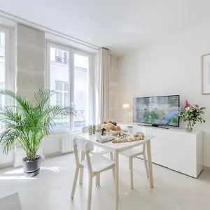 Apartamento Jardin Saint Honore, Paris
